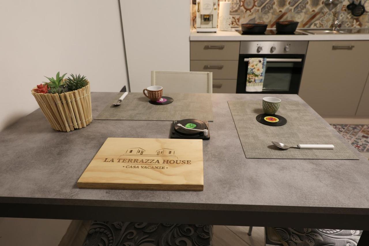 לצ'ה Innuendo La Terrazza House מראה חיצוני תמונה